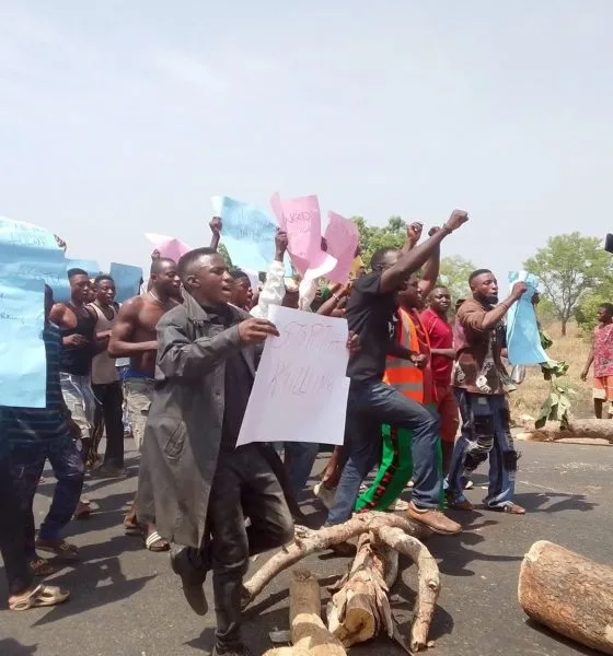 BENUE YOUTHS BLOCK OWETO–OTUKPO HIGHWAY OVER PERSISTENT TERROR ATTACKS