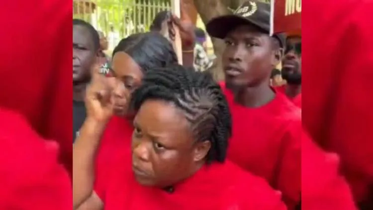 GHANAIANS PROTEST, CALL FOR DEPORTATION OF NIGERIANS