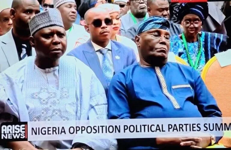 ATIKU DOZES OFF AT OPPOSITION PARTIES SUMMIT IN IBADAN