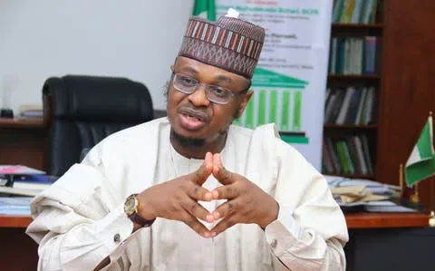 FORMER MINISTER, ISA PANTAMI BREAKS DOWN IN TEARS AFTER BEING DENIED APC GOVERNORSHIP TICKET