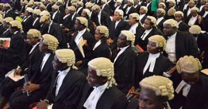 NIGERIAN LAWYERS BARRED FROM USING ‘BARRISTER’ TITLE LAWYERS